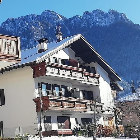 La Mansarda di Sabina. Apartment Fiera Di Primiero Bagian luar foto